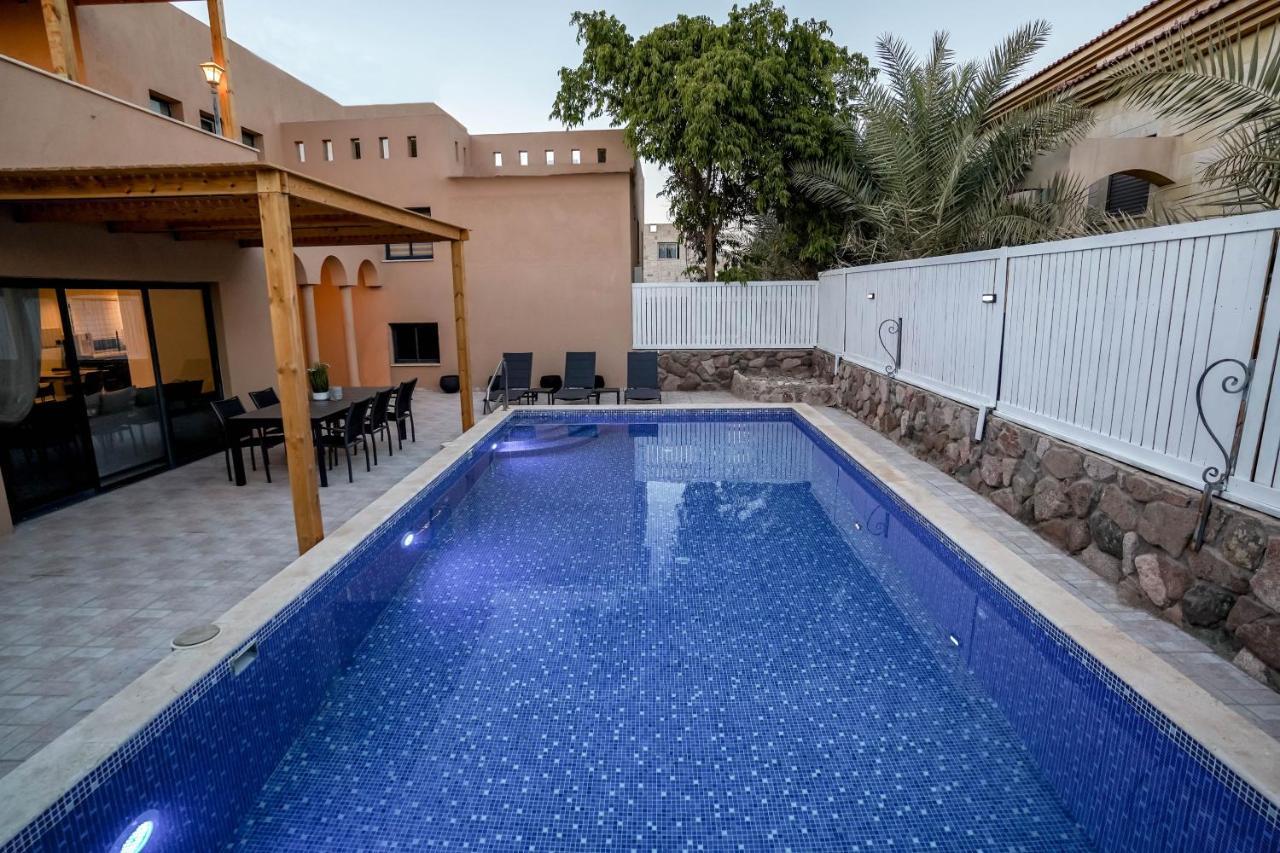 וילה רוני בריכה מחוממת Villa Roni Heated Pool Ejlat Exteriér fotografie